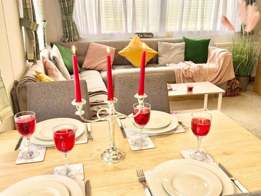 "The Snug" Villa แนร์สเบอเรอ ภายนอก รูปภาพ